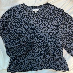 leopard oversized crop top !
